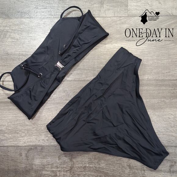 CharmLeaks High Cut Bikini Swimsuit Size M - Picture 4 of 4